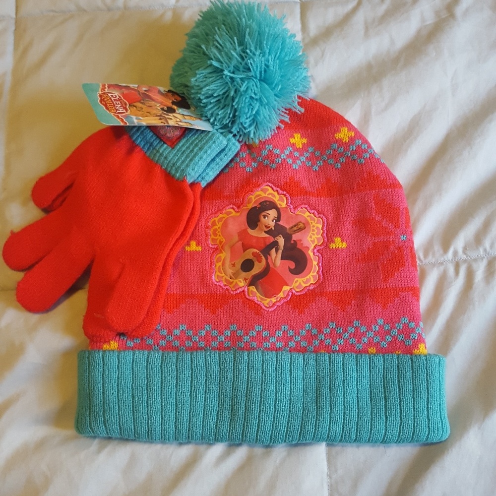 Disney Elena of Avalor Beanie & Mittens Set